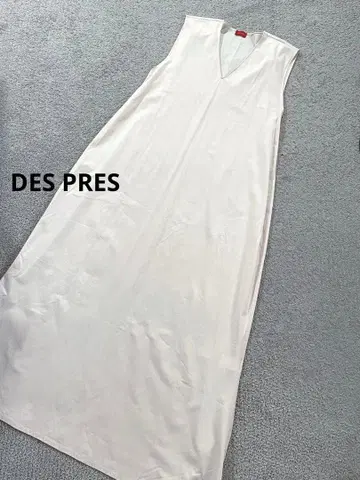 DES PRES 데프레 원피스 맥시 슬리브리스