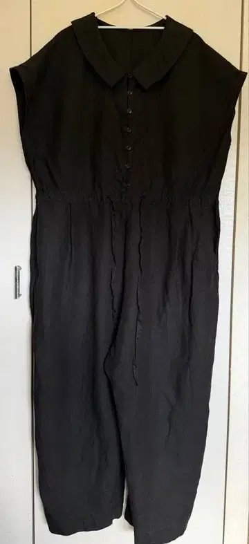 네스트로브 린넨 옷깃 달린 살로펫