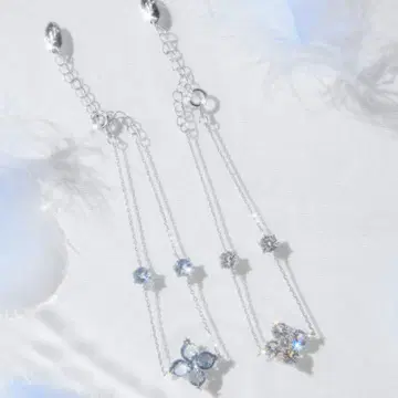 JILL by JILL STUART Cubic 대형 클로버 팔찌
