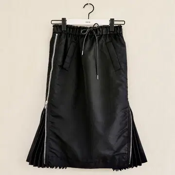 [새상품급] sacai 사카이 플리츠 스커트 블랙 0사이즈