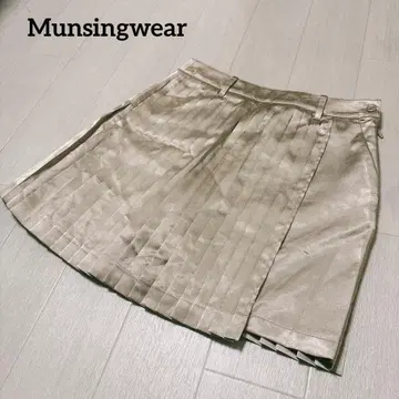 먼싱웨어 골프웨어 스커트 플리츠 골드 이너 팬츠