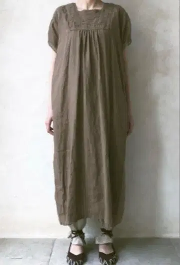 nest Robe 네스트로브 린넨 레이스 천연염색 원피스 브라운 새상품급