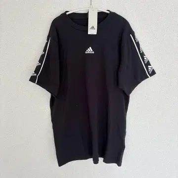 택 포함 미사용 새상품 adidas 소매 로고 T셔츠