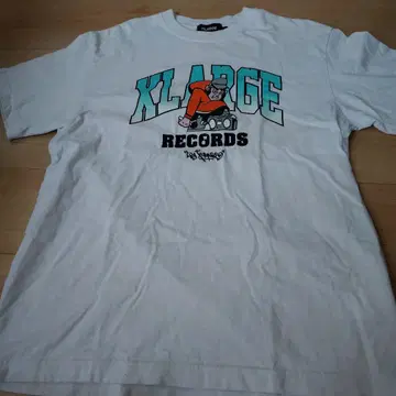 XLARGE 티셔츠 화이트 M 사이즈