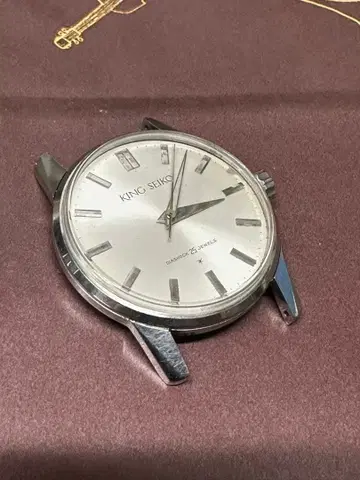 킹 세이코 퍼스트