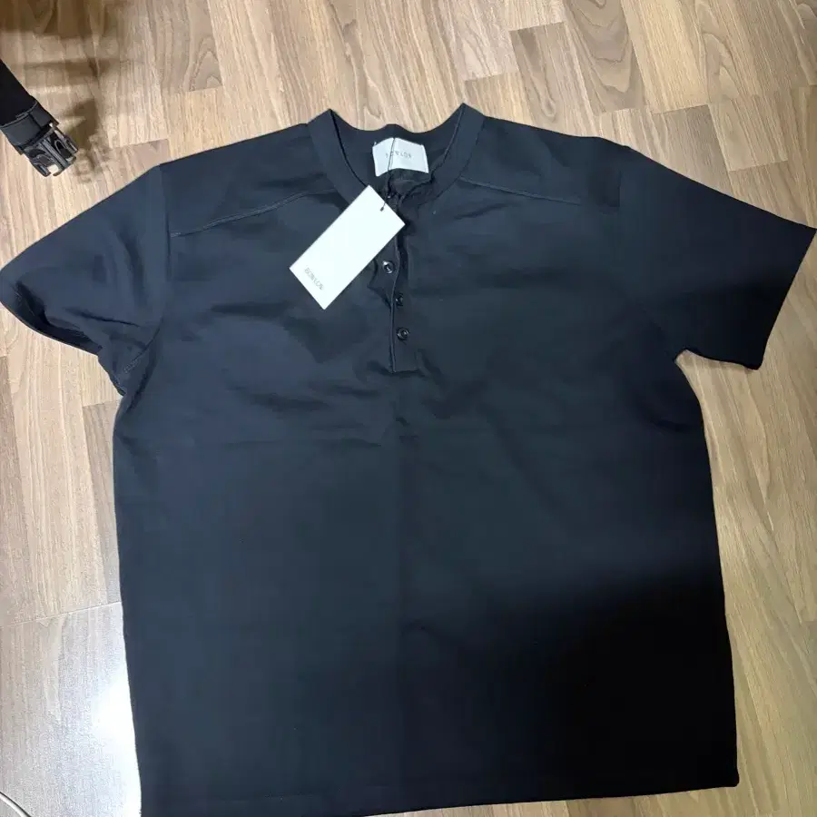 바우로 버슬핏 헨리넥 티셔츠 XL