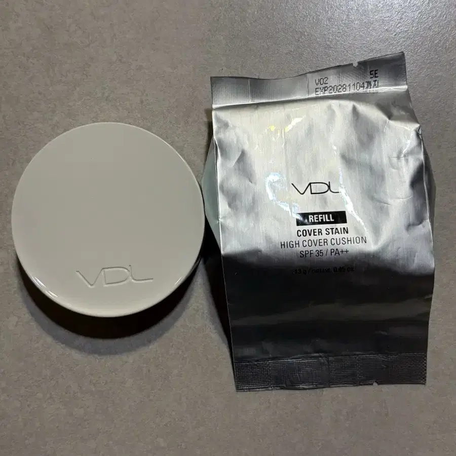 VDL 브이디엘 하이 커버 스테인 퍼펙팅 쿠션 본품 리필 V02 브이02