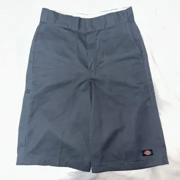 Dickies 루즈핏 하프 팬츠 그레이