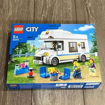 미개봉 새상품 LEGO City 60283 홀리데이 캠핑카