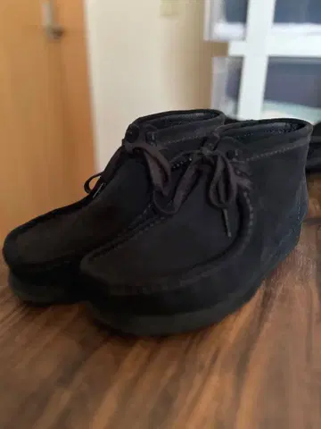Clarks] 남성용 Wallabee Boot 처카 부츠