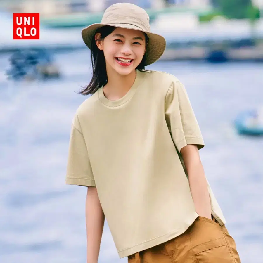 유니클로 U 에어리즘 코튼 크루넥 반팔 티셔츠 (블랙)