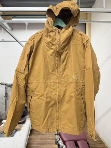 THE NORTH FACE 마운틴 파카 브라운