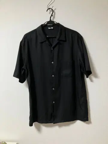 유니클로 U 오픈 카라 반팔 셔츠 블랙 L