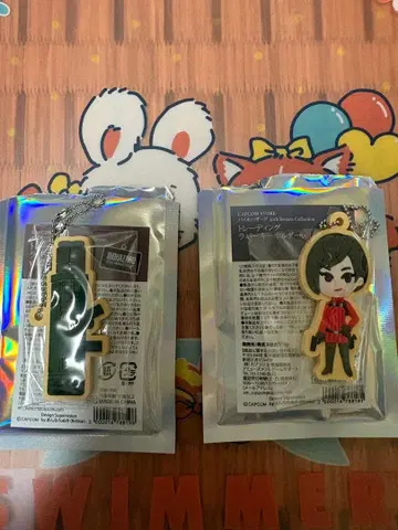 바이오하자드 30주년 러버 키링 에이다 로켓 런처