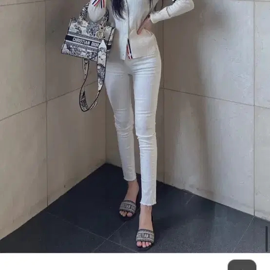 카인다미 흰색 골반뽕 스키니진 청바지