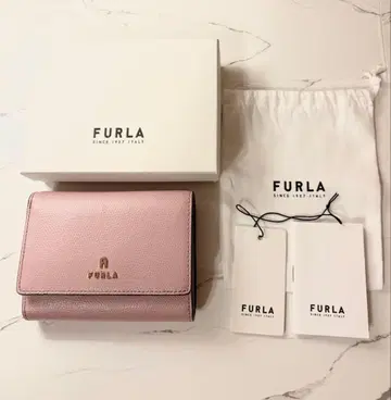 FURLA CAMELIA 이단 접이식 지갑 까멜리아 핑크 베이지