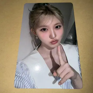 IVE 트레이딩 카드 SECRET 회장 한정 11/24 오사카 우루 1