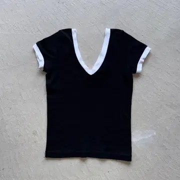 90s agnes b. black linger v-neck tee 블랙