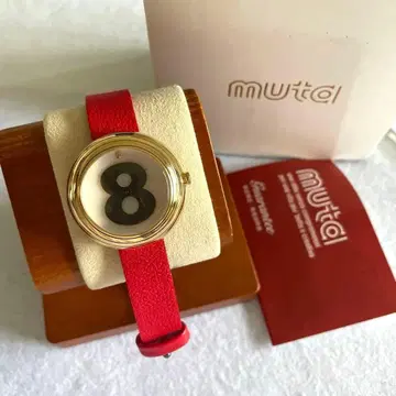 MUTA 레드 가죽 손목시계