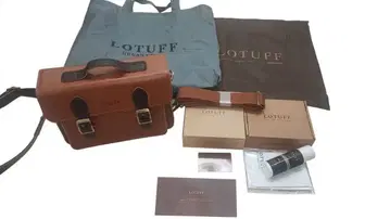 LOTUFF 가죽 숄더백 케어 키트 포함