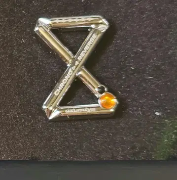 크로노바 우루미야 핀 배지