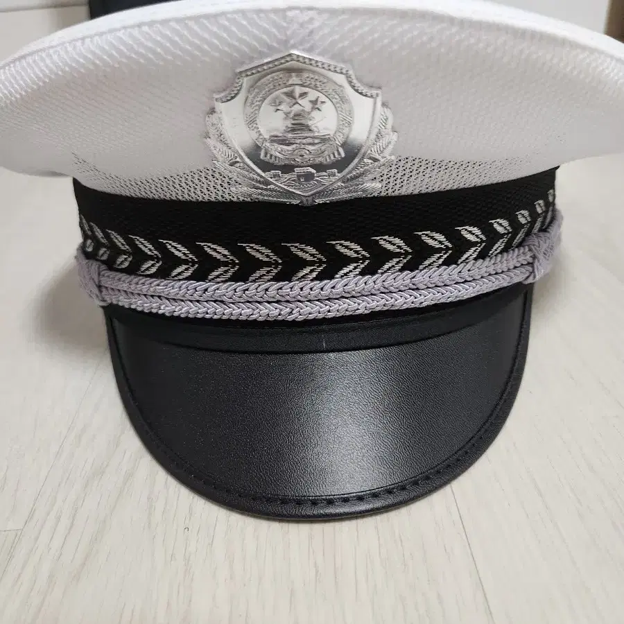 중국 교통경찰 정모