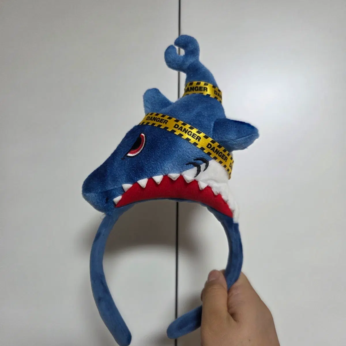 빈티지 토이 캐릭터 굿즈 고전 만화 인형 소품 피규어 가챠 usj 유니버셜 인형 jaws 죠스 상어 머리띠