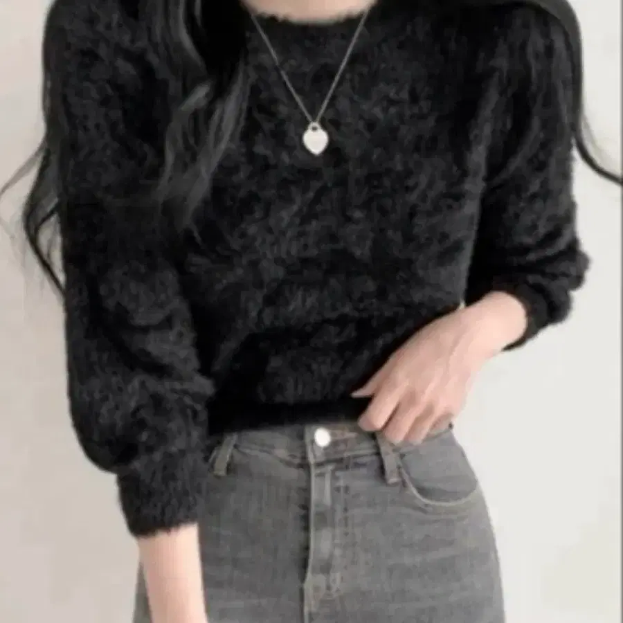 여자 털 스웨터 블랙