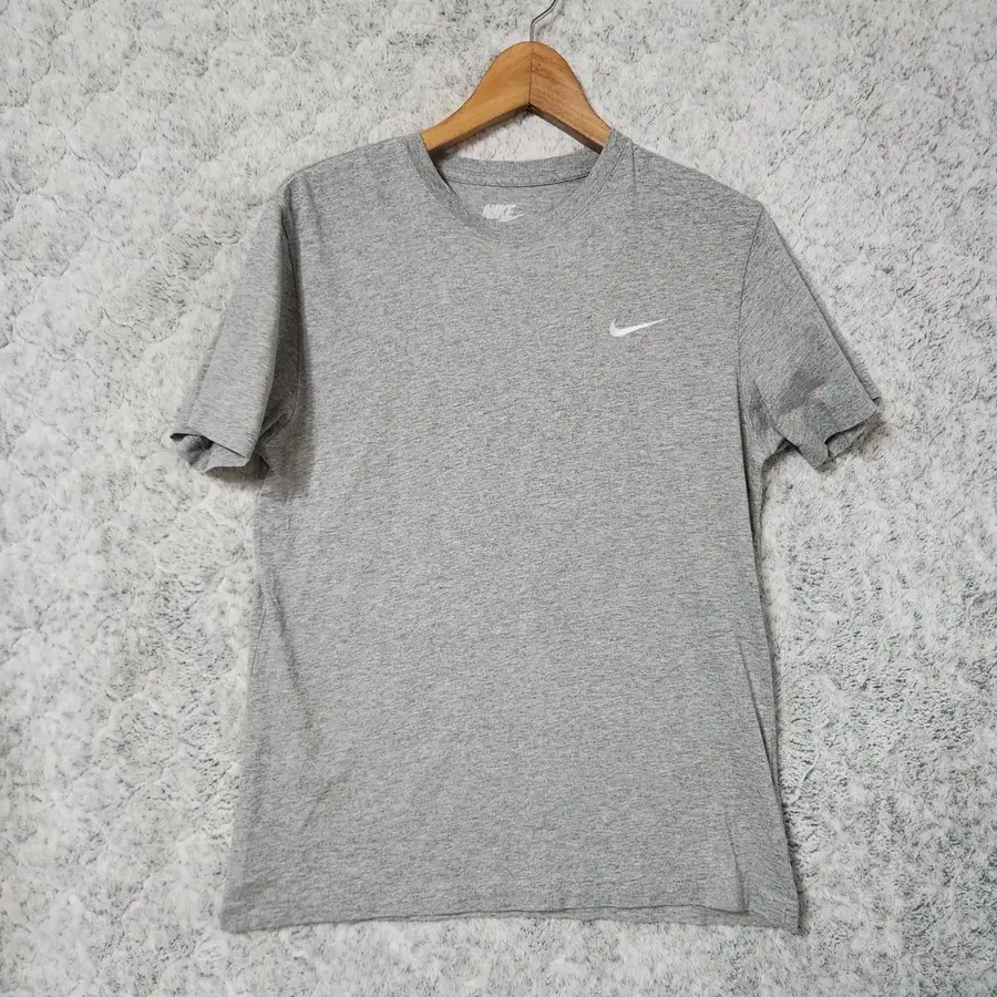 290C [L] 나이키 슬림 반팔 티셔츠