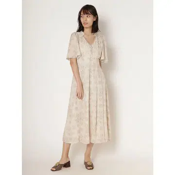 Lily Brown 오리엔탈 패턴 원피스 (베이지)