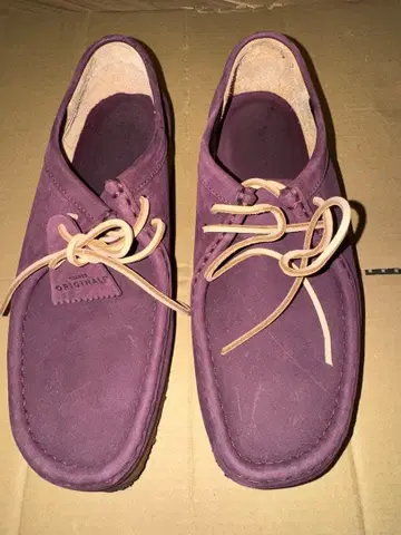 Clarks Originals 가죽 신발 퍼플