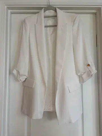 ZARA 화이트 테일러드 자켓 XS