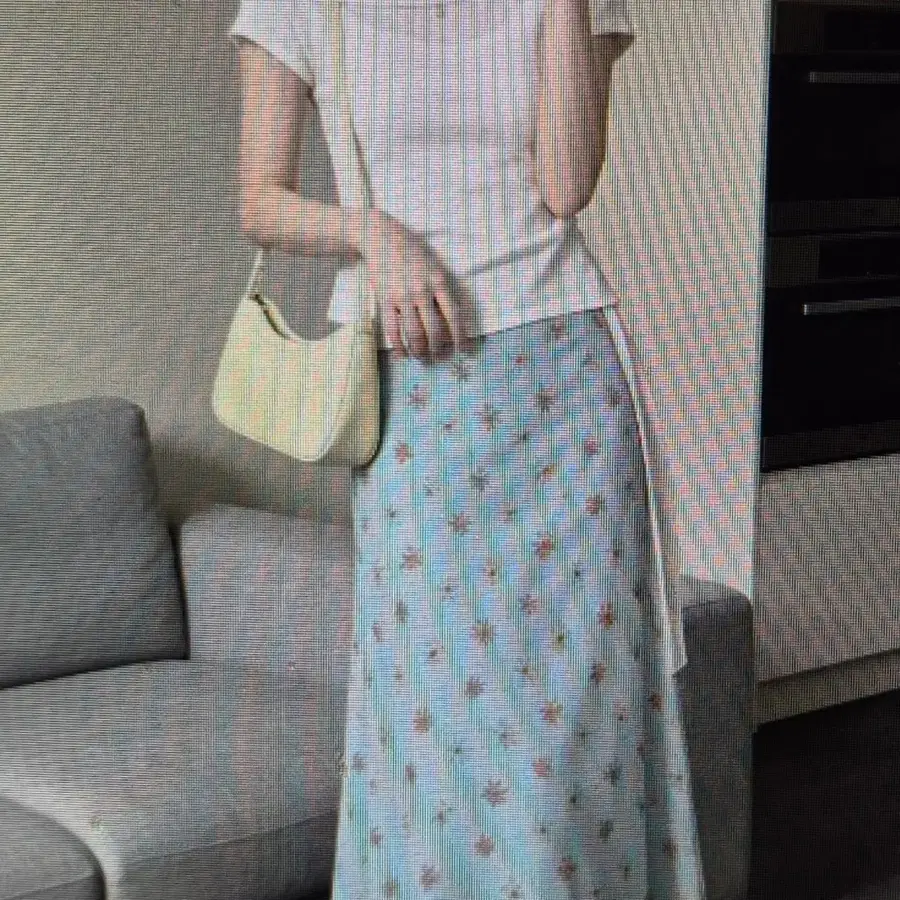 (해외배송)화이트 반팔티 +플로럴 패턴 롱 스커트 세트