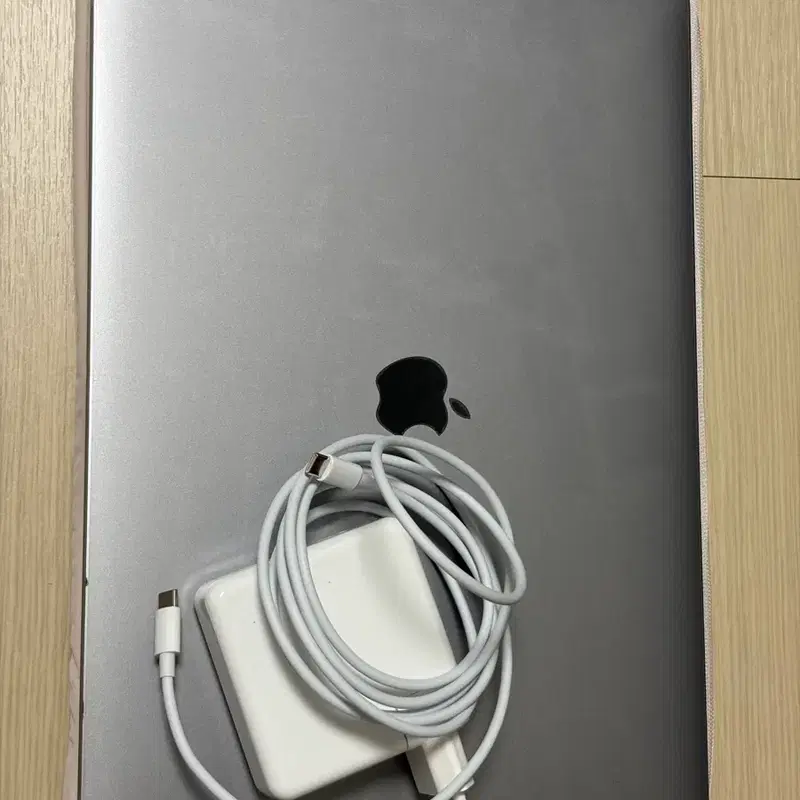 맥북프로 16인치 2019년식 인텔 i9 64GB RAM