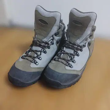 몽벨 타이오가 부츠