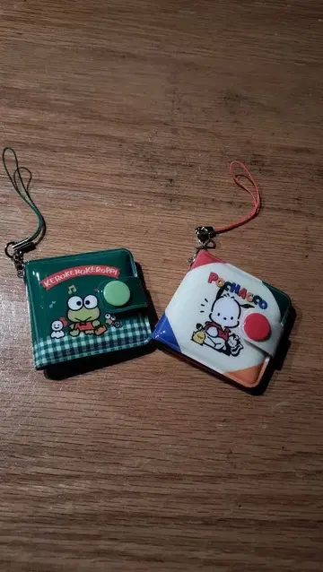 산리오 시크릿 비닐 지갑풍 거울 세트 판매