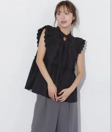 [새상품] JILL by JILL STUART 컷워크 티어드 튜닉