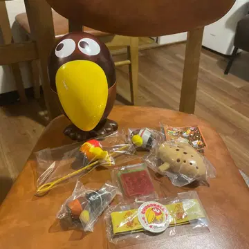 모리나가 초코볼 쿄로짱 완구 캔 은색 천사