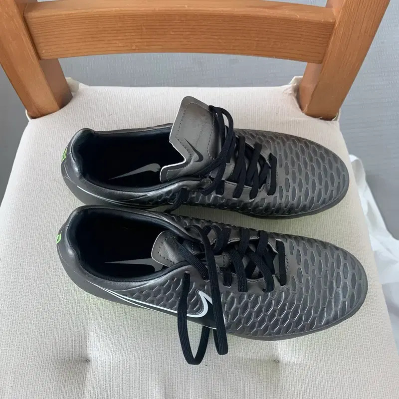 Nike 나이키 마지스타 축구화 245-250 사이즈