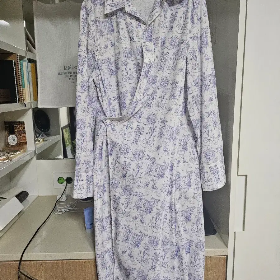 잇미샤 랩스타일 원피스 겸 로브