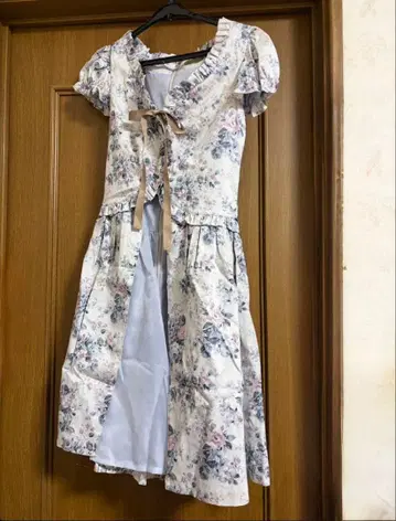 택 포함 Victorian maiden 로코코 부케 레이스업 오버 드레스