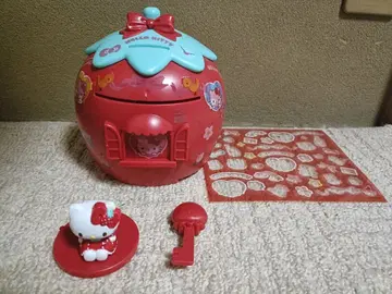 산리오 Hello Kitty 딸기 저금통