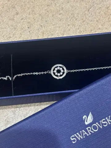 미사용 Swarovski 스와로브스키 팔찌 스타