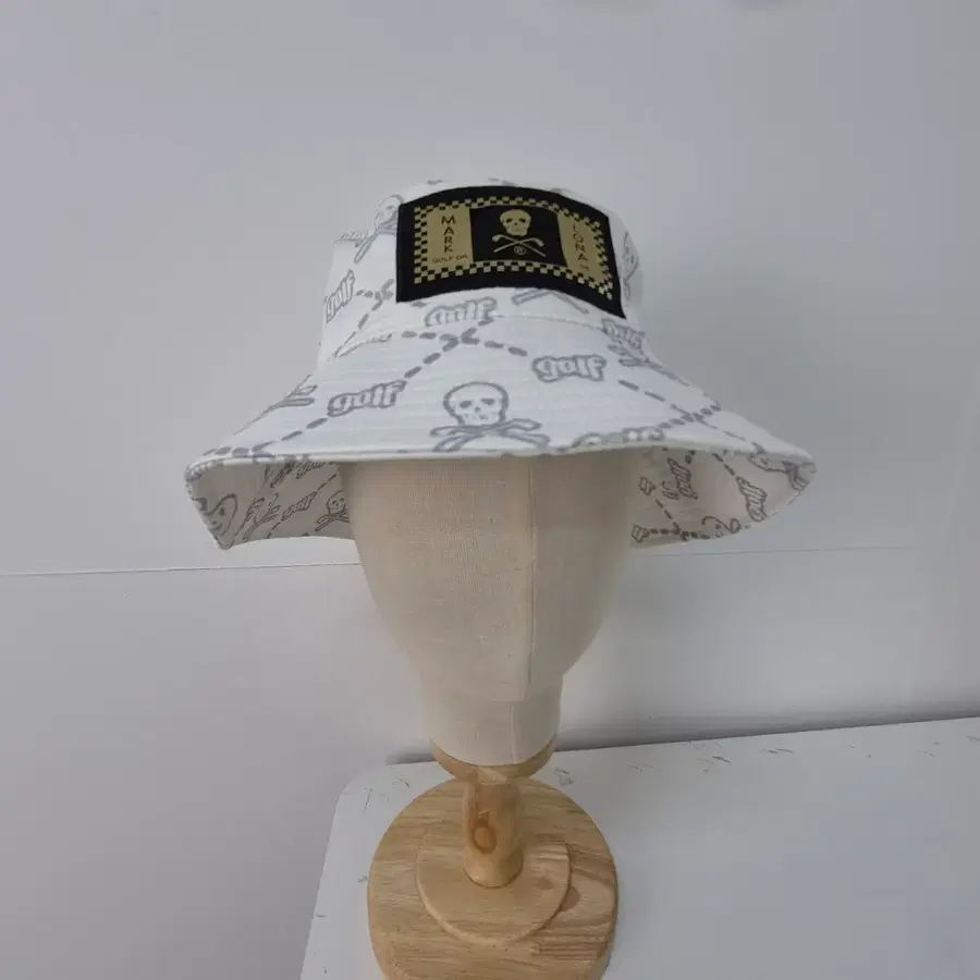 마크앤로나 버킷햇 여성54 6G13
