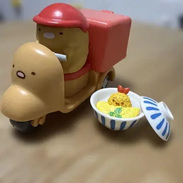 스미코구라시 돈카츠 배달 스쿠터 피규어