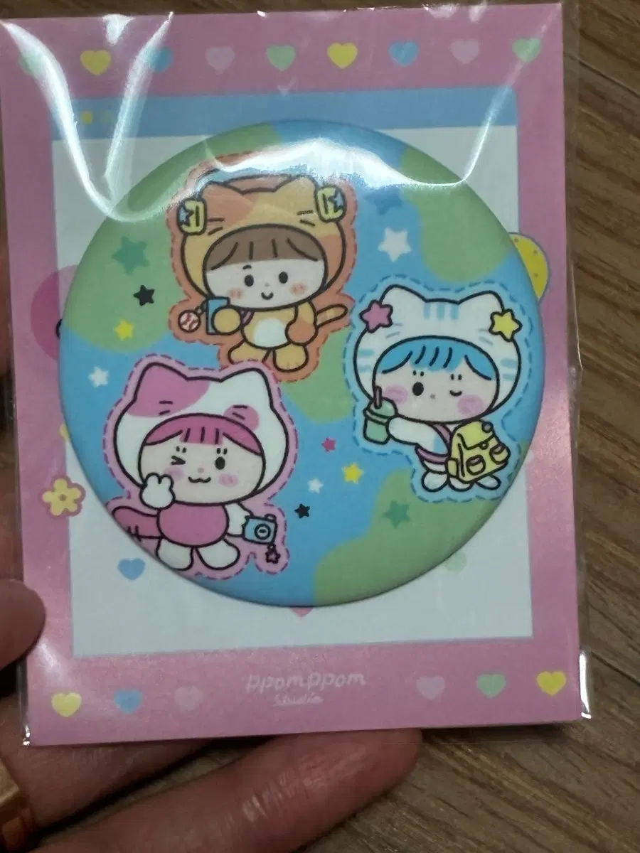 뽐뽐스튜디오 핀뱃지