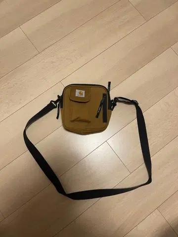Carhartt WIP 숄더백 브라운