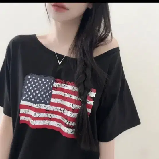 아메리카 오프숄더 티