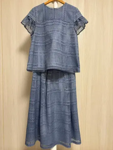 [ INED ] 메쉬 소재 셋업 스커트 반팔