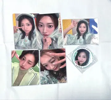 CUTIE STREET 이타쿠라 카나 트레이딩 카드 캔뱃지 묶음 판매